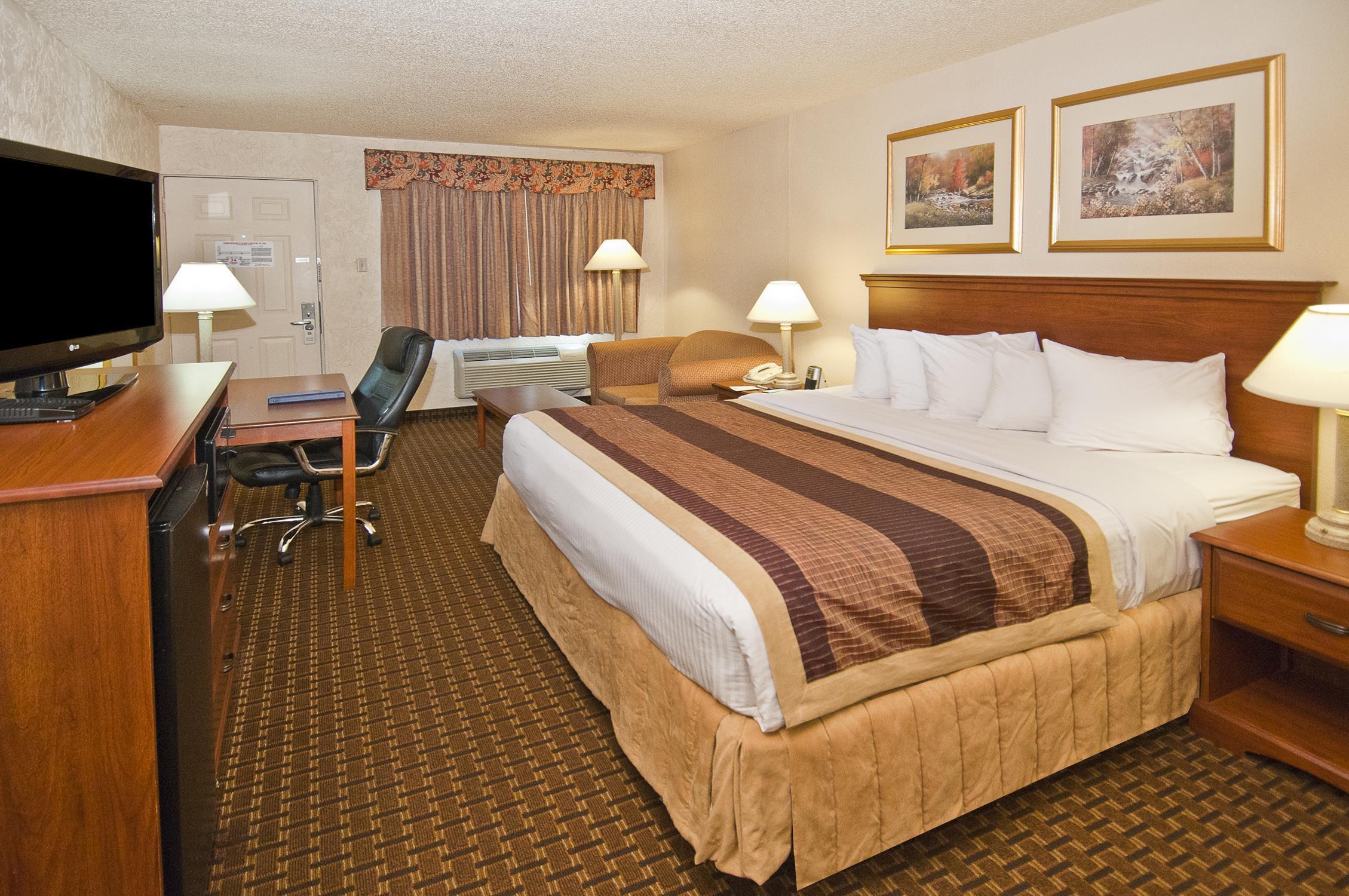 Quality Inn Clinton North Buitenkant foto