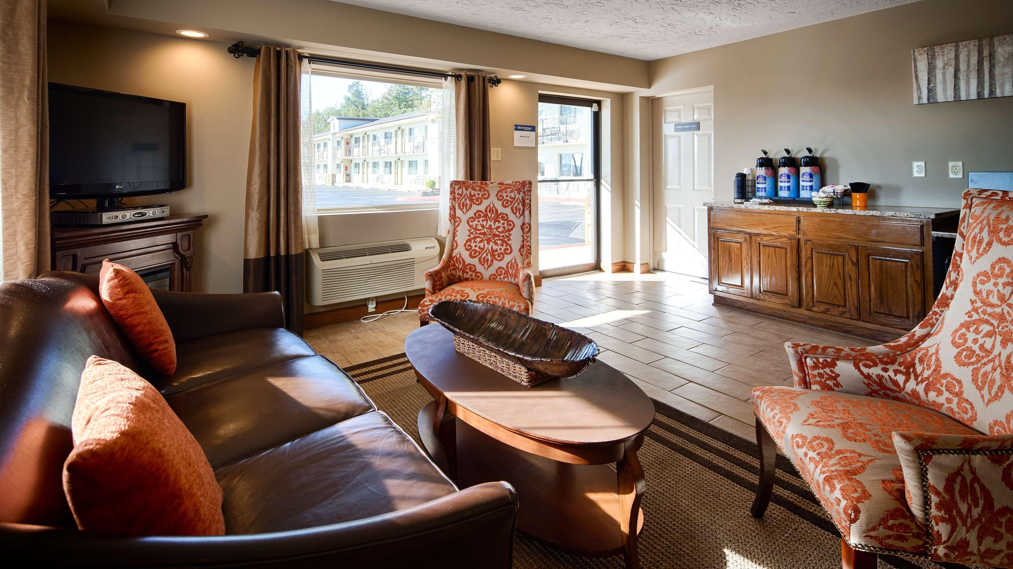 Quality Inn Clinton North Buitenkant foto