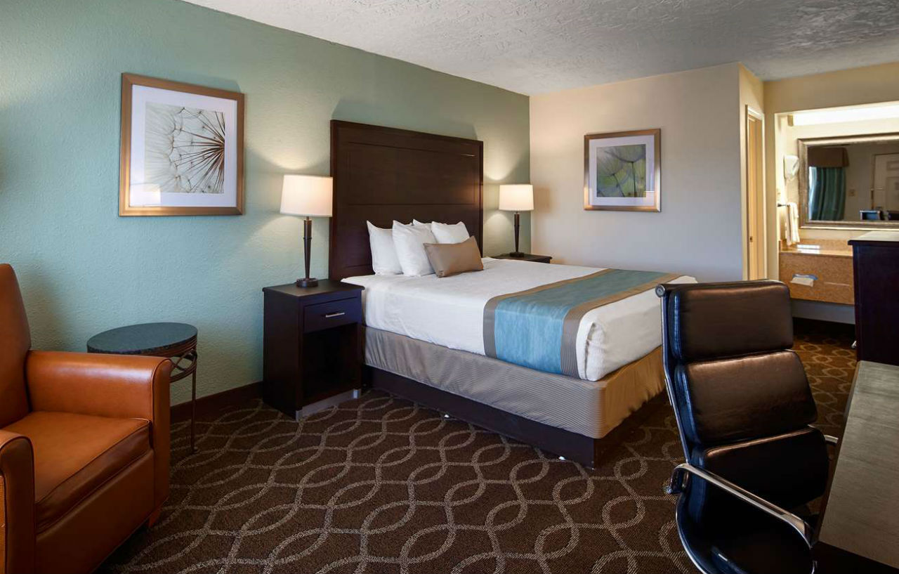 Quality Inn Clinton North Buitenkant foto