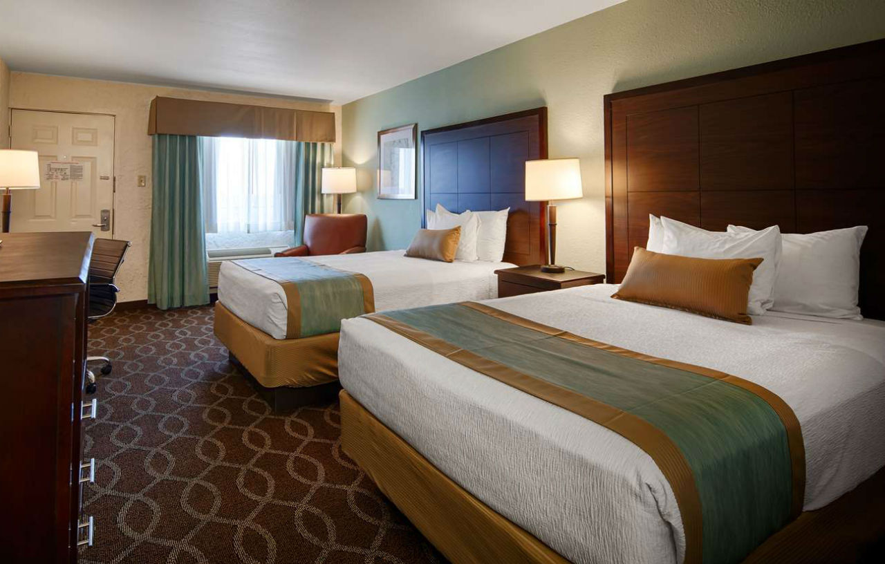 Quality Inn Clinton North Buitenkant foto